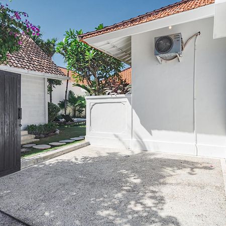 Green Garden Seminyak Villa Екстер'єр фото