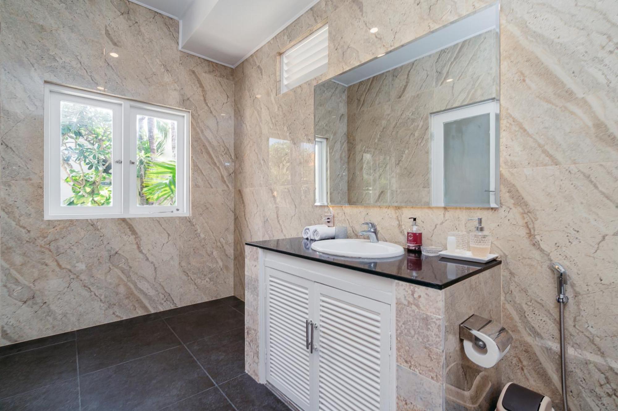 Green Garden Seminyak Villa Екстер'єр фото