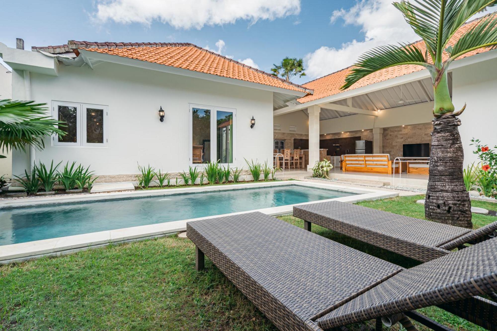 Green Garden Seminyak Villa Екстер'єр фото