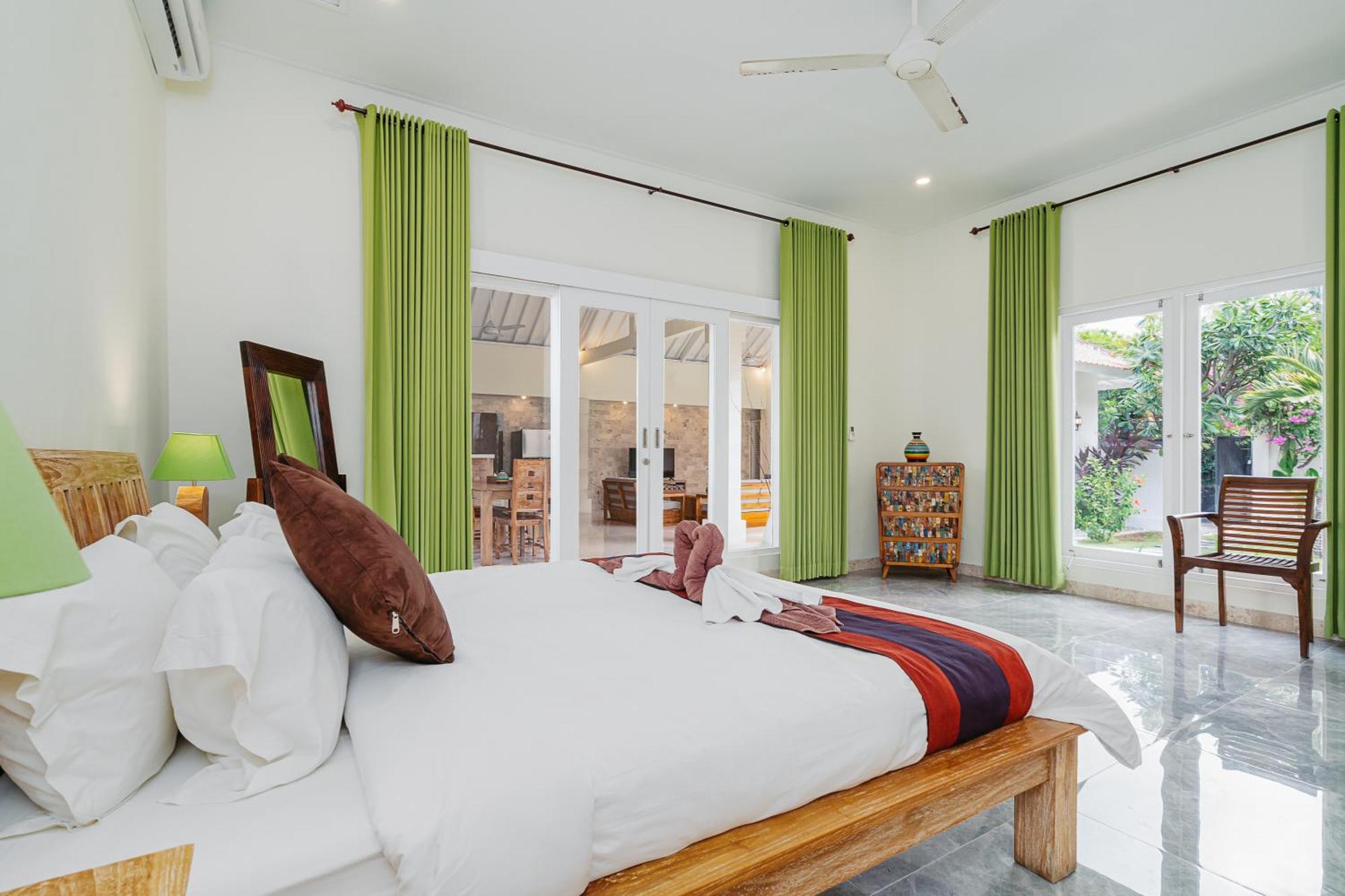 Green Garden Seminyak Villa Екстер'єр фото